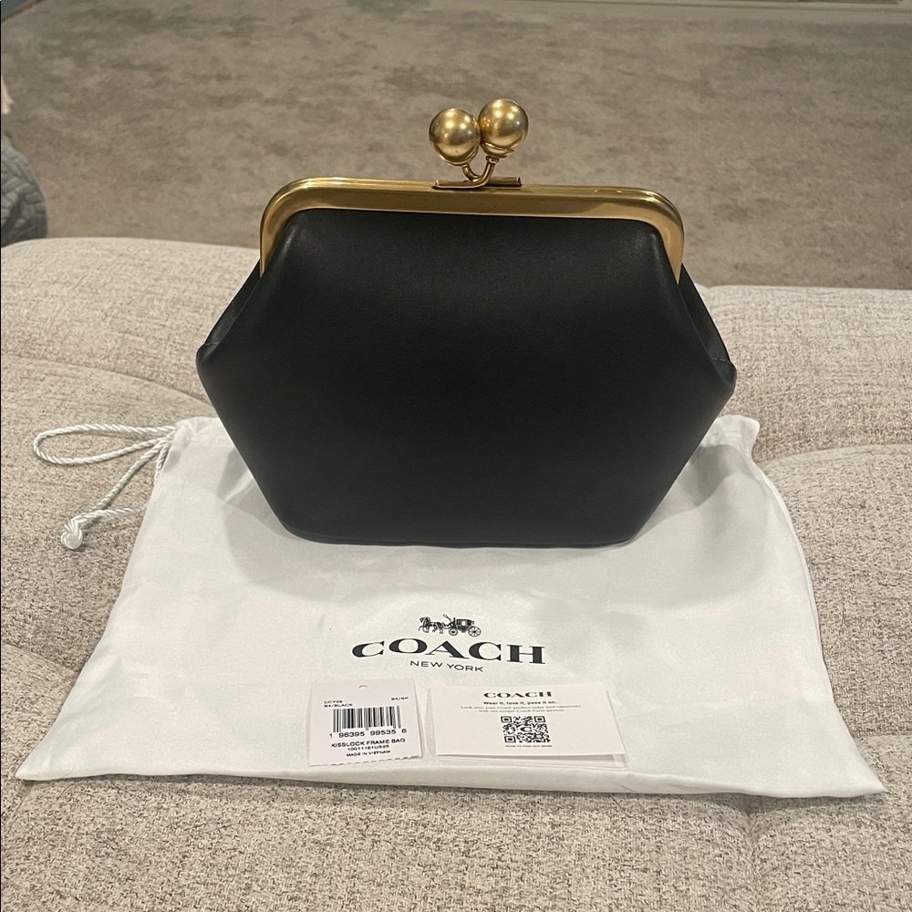 NWT Coach Kisslock Frame Bag 16 - black
